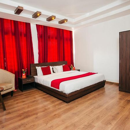 Oyo 11474 Gangaur Regency Boutique Hotel Kathmandu Bagian luar foto