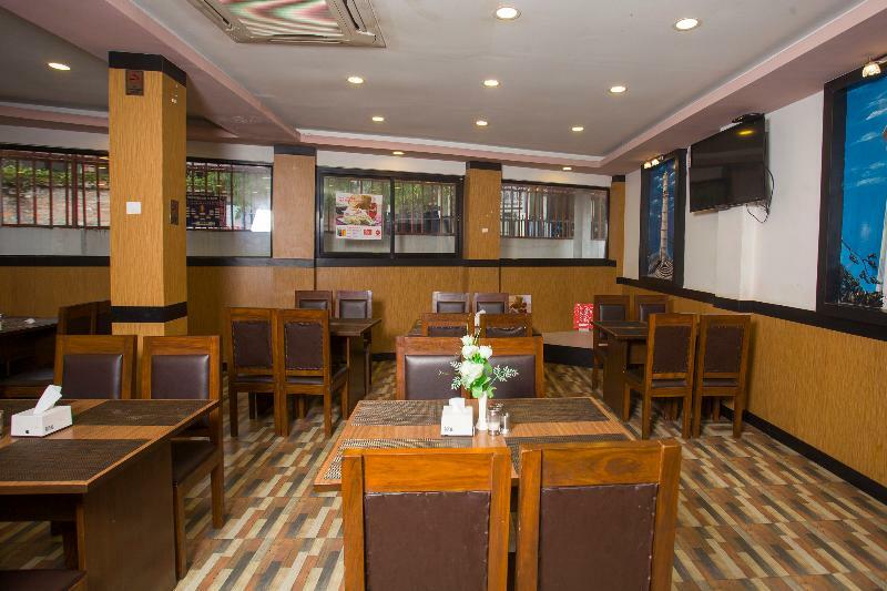 Oyo 11474 Gangaur Regency Boutique Hotel Kathmandu Bagian luar foto